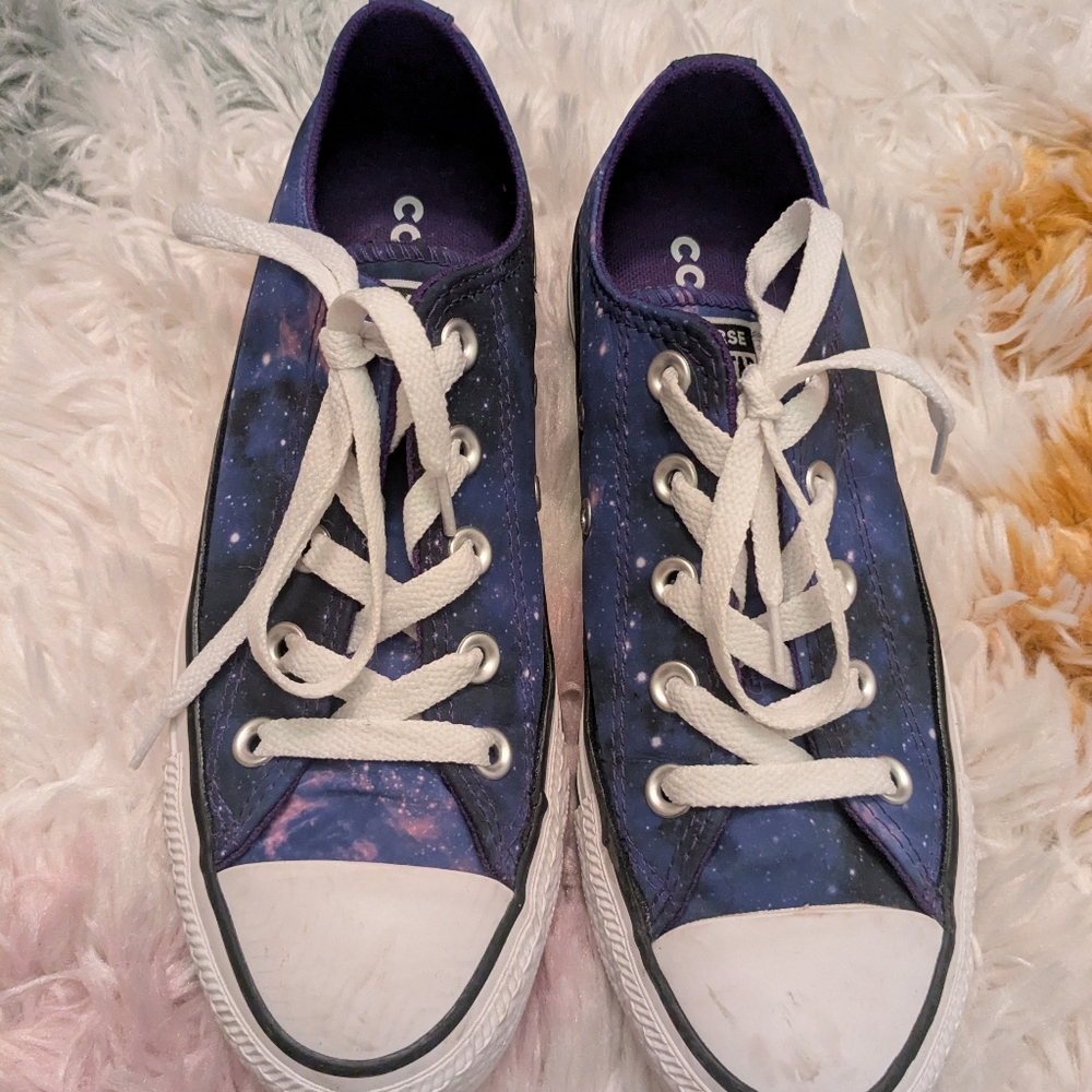 Converse Low Tops Women's Size 6 Galaxy Pattern Shoes